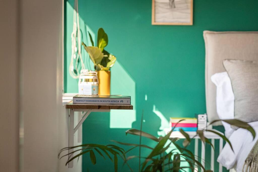 Hermanus Waterfront, Sea View Apartment With Balcony Εξωτερικό φωτογραφία