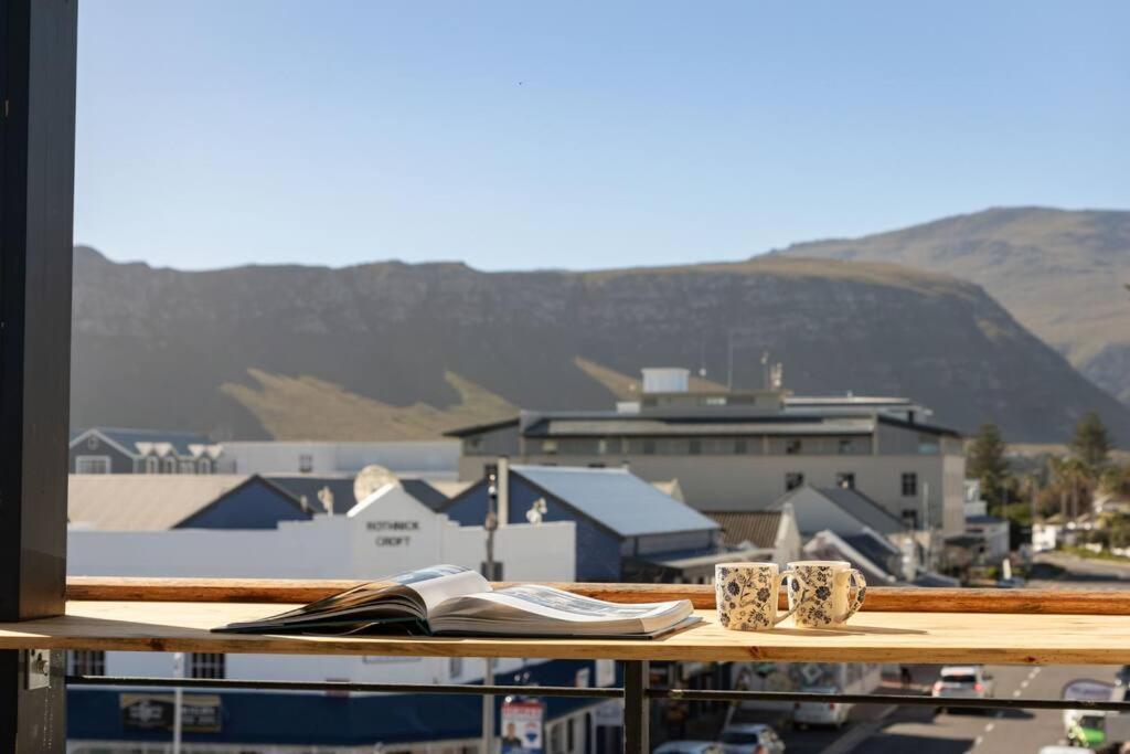 Hermanus Waterfront, Sea View Apartment With Balcony Εξωτερικό φωτογραφία